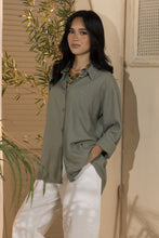 Load image into Gallery viewer, Basic Linen Women's Long Shirt - Khaki
