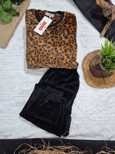 Load image into Gallery viewer, Women's Leopard Fleece Pyjamas (Sizes M-XL)