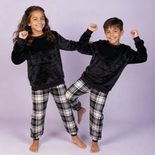 Load image into Gallery viewer, Boy's & Girl's-Black & White Checked Fleece Pyjamas (Size 10.11.12)