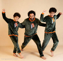 Load image into Gallery viewer, Men's 'I'm So Happy" Fleece Pyjamas (Size S-XL)