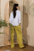 Load image into Gallery viewer, Trousers- Women's Linen Pleated Pants-Yellow
