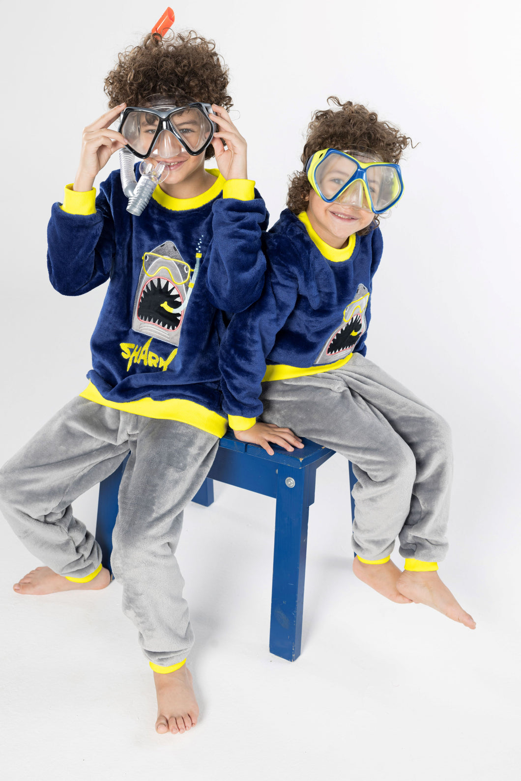 Boy's Shark Fleece Pyjamas (Size 3&4&5 yrs)-BLACK FRIDAY OFFER!! BUNDLE OFFER APPLIES