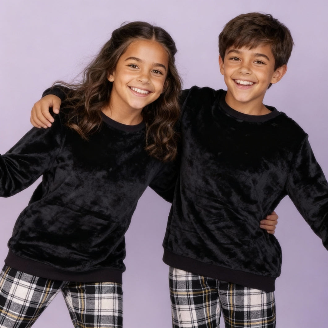 Boy's & Girl's-Black & White Checked Fleece Pyjamas (Size 10.11.12)