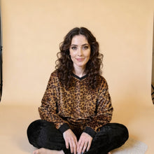 Load image into Gallery viewer, Women&#39;s Leopard Fleece Pyjamas (Sizes M-XL)
