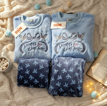 Load image into Gallery viewer, Girl&#39;s Bows Fleece Pyjamas (Size:7-12 yrs)
